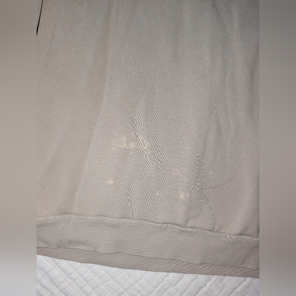 Lululemon Steady State Crew *Bleach Stains* - Picture 4 of 5